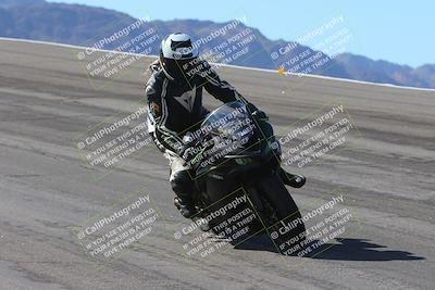 media/Feb-04-2024-SoCal Trackdays (Sun) [[91d6515b1d]]/1-Bowl (950am)/